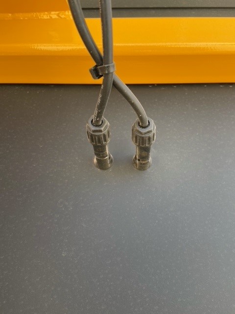 MC4_connectors_close.jpg